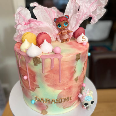 LOL themed buttercream cake