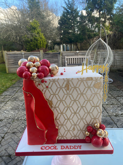 Square geometric stencil cake