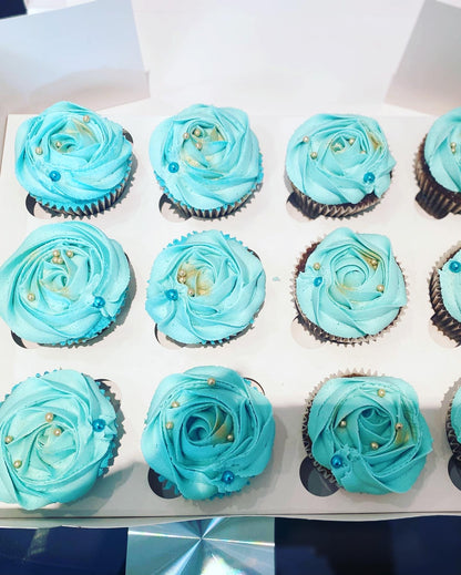 Simple buttercream cupcakes - box of 12