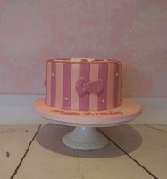 Hello Kitty Cake